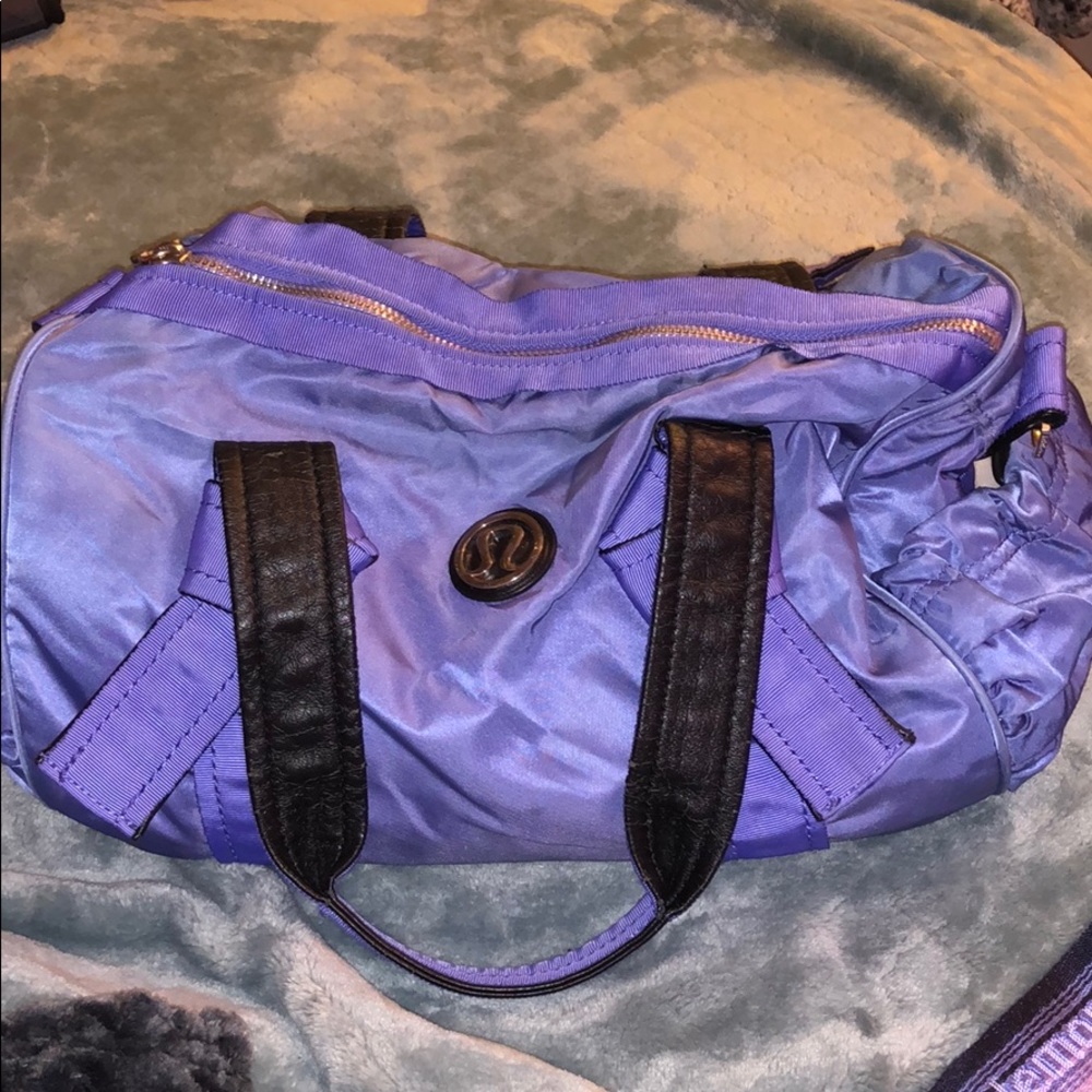 Lululemon mini duffle!